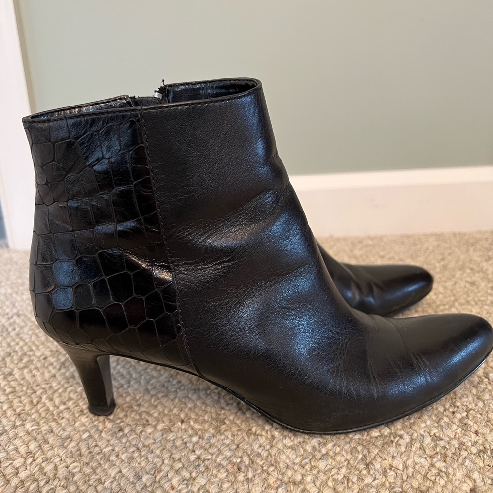 Tahari Fashion Booties